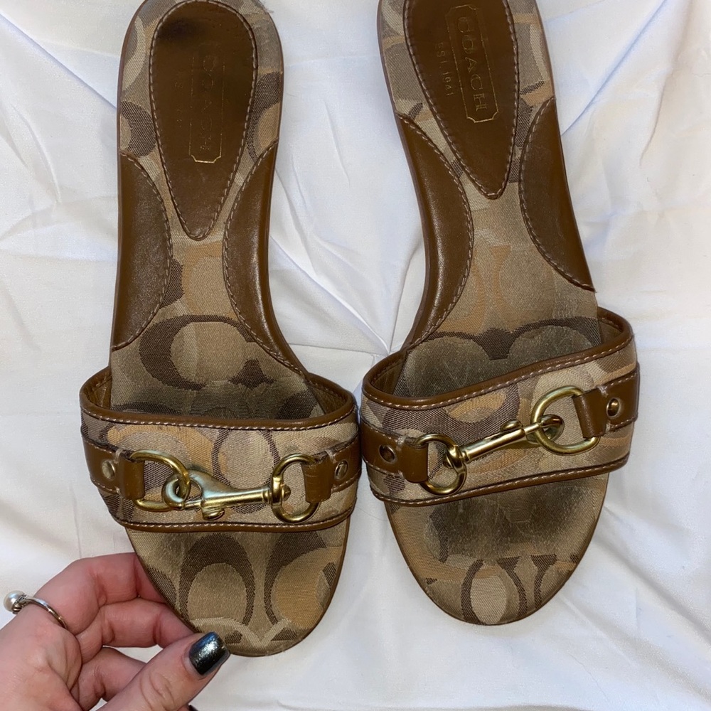 Coach slippers - Picture 3 of 3